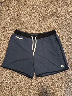 VUORI drawstring active shorts. NWOT. XL men’s